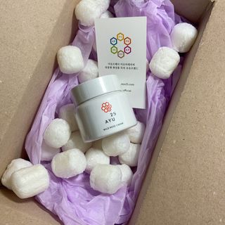 AYU25[아유트웬티파이브]다마스크로즈워터 베이스 천연 수분 촉촉 크림 — 5점을 준 리뷰어가 2021년 4월 올린 사용 사진