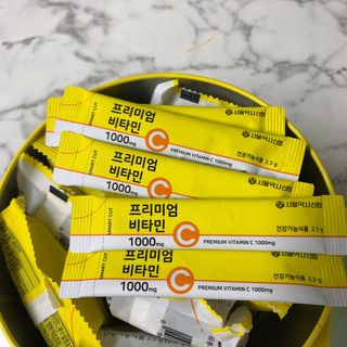 서울약사신협 프리미엄비타민C1000_2.5G x 100포 — 4.5점을 준 리뷰어가 2020년 12월 올린 사용 사진