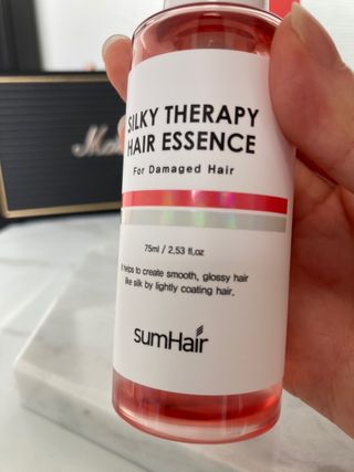 썸헤어 / SUMHAIR 썸헤어 실키 테라피 헤어 에센스 — 5점을 준 리뷰어가 2021년 6월 올린 사용 사진
