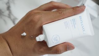 보타니티 촉촉수분자차 아쿠아핏 선 에센스 50ml + 보송톤업자차 징크 선 로션 50ml SPF50+ PA++++ (4/25) — 5점을 준 리뷰어가 2022년 5월 올린 사용 사진