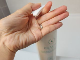 [닥터문] 센텔라 시카케어 화이트머스크 바디워시 1000ml — 5점을 준 리뷰어가 2023년 7월 올린 사용 사진