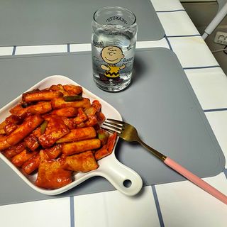 응큼떡볶이 — 5점을 준 리뷰어가 2021년 3월 올린 사용 사진
