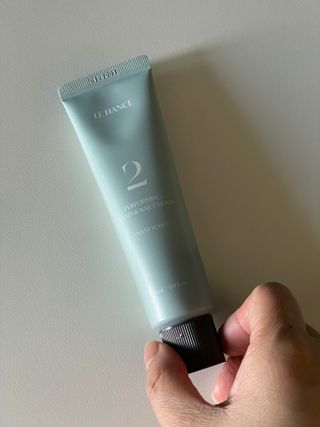 르핸스 퍼포밍 2 핸드&네일 비반트포렛/베티버포그 — 5점을 준 리뷰어가 2023년 2월 올린 사용 사진