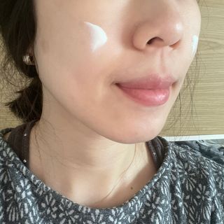 바노바기 코스메틱 바노바기 밀크씨슬 리페어 시카 선스크린 플러스 50ml — 5점을 준 리뷰어가 2023년 3월 올린 사용 사진