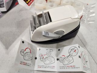 3M 스카치 원터치 테이프 디스펜서 커터기 오렌지/블랙 + 초강력 다용도 테이프 8매 — 5점을 준 리뷰어가 2024년 3월 올린 사용 사진