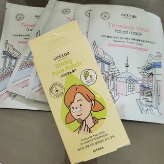 세뚜아(Cettua) 세뚜아 스티키 포어 패치 Cettua Sticky Pore Patch — 3.5점을 준 리뷰어가 2023년 8월 올린 사용 사진