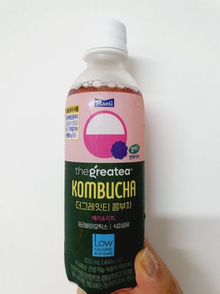 더그레잇티 콤부차 [매일유업] 더그레잇티 44kcal 콤부차 300ml *12개입 (오리지널 6개+베리리치 6개) — 5점을 준 리뷰어가 2023년 7월 올린 사용 사진