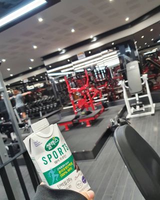 셀렉스스포츠 셀렉스 스포츠 웨이 프로틴 초콜릿 _ 330ml x 12팩 — 5점을 준 리뷰어가 2021년 3월 올린 사용 사진