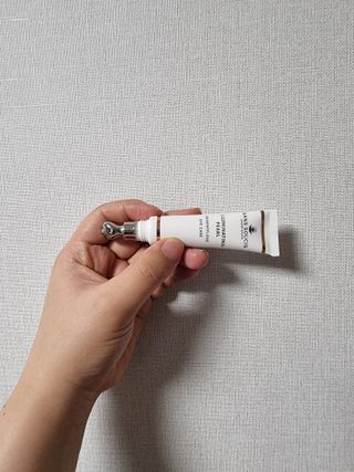 산수시 일루미네이팅 펄 영양 다크서클 스틱 아이 크림 케어 15ml — 5점을 준 리뷰어가 2021년 6월 올린 사용 사진