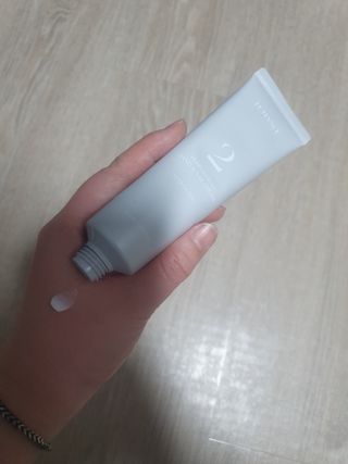 르핸스 퍼포밍 2 핸드&네일 비반트포렛/베티버포그 — 4점을 준 리뷰어가 2022년 12월 올린 사용 사진