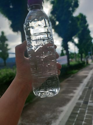 몽베스트 [MONTBEST]위드어스 500mL 20병 — 5점을 준 리뷰어가 2022년 8월 올린 사용 사진