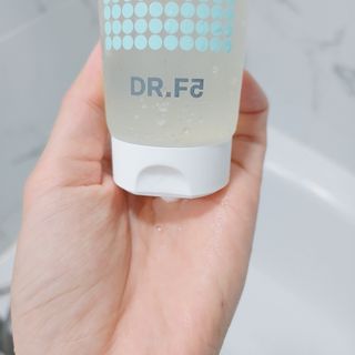 닥터에프파이브 젤리스크럽 소프트 클렌징폼 120ml — 3점을 준 리뷰어가 2022년 7월 올린 사용 사진