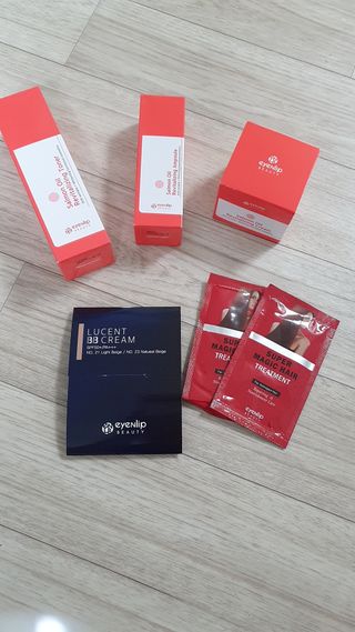 아이앤립 / EYENLIP 아이앤립 연어오일 리바이탈라이징 토너+앰플+크림 3종 세트 — 5점을 준 리뷰어가 2021년 6월 올린 사용 사진