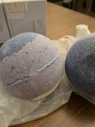 소담스퀘어 상암 Evreryday Bath Bomb Day7(에브리데이 배쓰밤 데이7) / 7종 중 2종 랜덤발송 — 5점을 준 리뷰어가 2022년 11월 올린 사용 사진