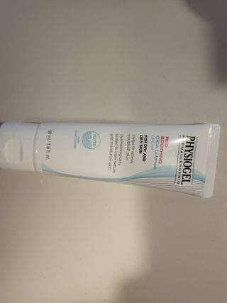 피지오겔 레드수딩 시카밸런스 크림 50ml — 4점을 준 리뷰어가 2022년 4월 올린 사용 사진