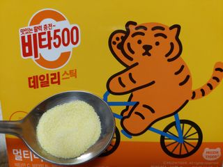광동생활건강 [광동] 비타500데일리스틱 수능 패키지 (70+굿즈) 뚱랑이 수능엽서+쇼핑백 — 5점을 준 리뷰어가 2022년 11월 올린 사용 사진
