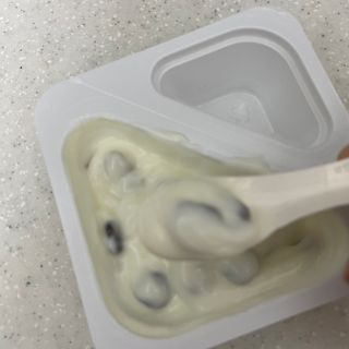 남양유업 또깍 접어 떠먹는 불가리스 2종 — 5점을 준 리뷰어가 2021년 1월 올린 사용 사진