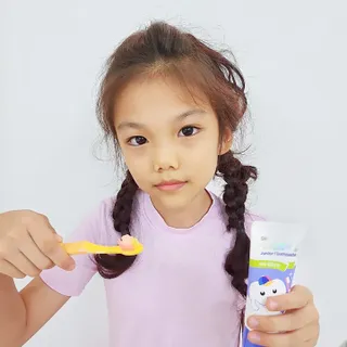 닥터데디스 안심불소 튼튼치약(청포도, 민트 중 택 1) 60g + 여행용 미니 치약 15g — 5점을 준 리뷰어가 2022년 10월 올린 사용 사진