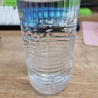 닥터유 제주용암수 닥터유 용암수 530ml — 5점을 준 리뷰어가 2022년 5월 올린 사용 사진