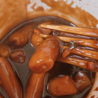 유비쿡 컵떡볶이 매운컵떡볶이2개/ 짜장컵떡볶이 2개  총 4개세트 — 4점을 준 리뷰어가 2021년 6월 올린 사용 사진