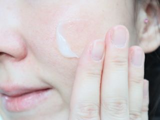 레드투래드 센서티브 슈퍼 크림 50ml — 5점을 준 리뷰어가 2021년 11월 올린 사용 사진