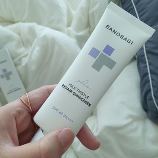 바노바기 코스메틱 바노바기 밀크씨슬 리페어 시카 선스크린 플러스 50ml — 5점을 준 리뷰어가 2023년 1월 올린 사용 사진