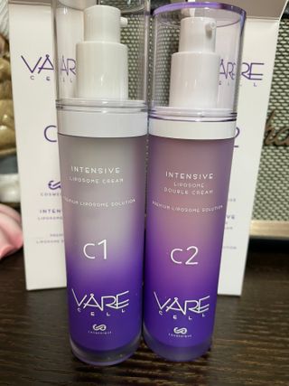 바르셀 주름개선 리프팅 영양크림 인텐시브 리포좀 더블크림-C2 50ml — 5점을 준 리뷰어가 2021년 11월 올린 사용 사진