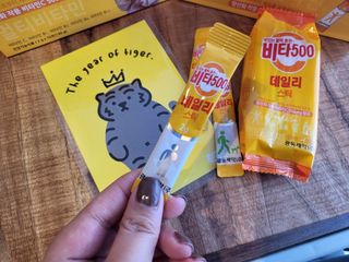 광동제약 [광동] 비타500데일리스틱 70포X2개 + 뚱랑이엽서 + 쇼핑백 증정 — 5점을 준 리뷰어가 2022년 1월 올린 사용 사진