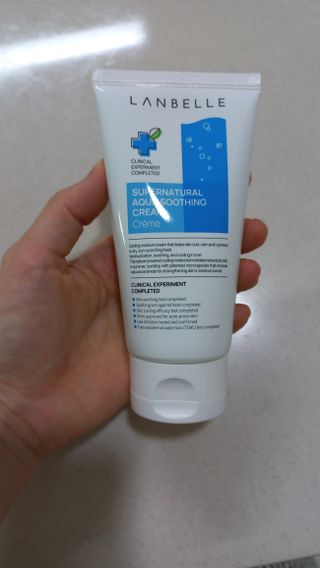랑벨 수퍼내츄럴 아쿠아 수딩 크림 100ml — 5점을 준 리뷰어가 2022년 4월 올린 사용 사진