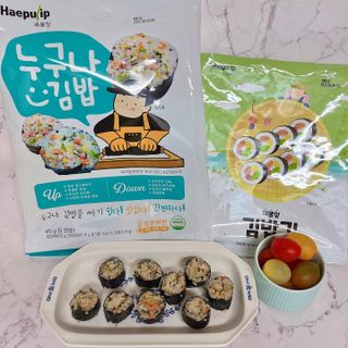 해풀잎 누구나 김밥*1ea [(혼합야채 35g *1ea,  김밥김 (5g, 5ea),  양념간장 (6g, 5ea), 참기름(5g, 2ea)] — 5점을 준 리뷰어가 2022년 7월 올린 사용 사진