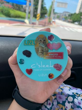 리즐리 씨슬릭 톤업 쿨링 쿠션 15g — 3.5점을 준 리뷰어가 2021년 7월 올린 사용 사진