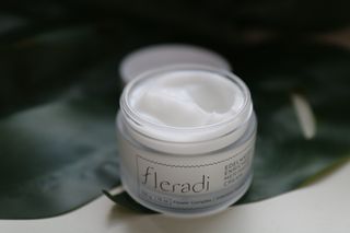 플레라디 에델바이스 인리치드 머랭 크림 — 5점을 준 리뷰어가 2021년 7월 올린 사용 사진