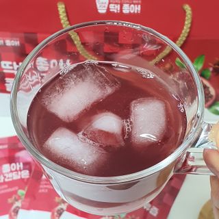미쁨생활건강 콜라겐 담은 석류즙 70ml x 30포 — 5점을 준 리뷰어가 2021년 9월 올린 사용 사진