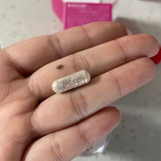 이너셋 허니부쉬 스킨솔루션 캡슐 1개월분 개별인정형 발효허니부쉬! — 5점을 준 리뷰어가 2023년 4월 올린 사용 사진