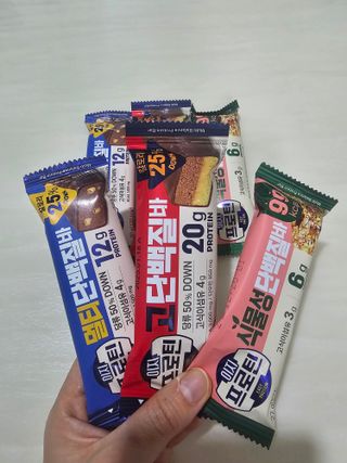 이지프로틴바 3종x각 2ea (고단백질바, 멀티단백질바, 식물성단백질바) — 5점을 준 리뷰어가 2024년 3월 올린 사용 사진