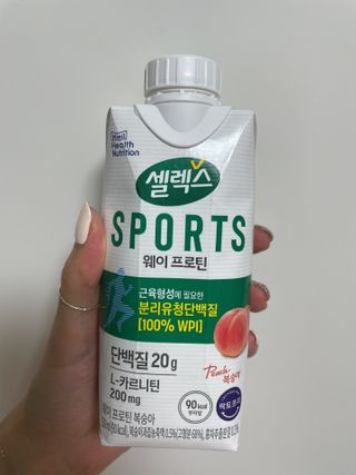 셀렉스스포츠 셀렉스 스포츠 웨이 프로틴 복숭아_ 330ml x 12팩 — 5점을 준 리뷰어가 2021년 8월 올린 사용 사진