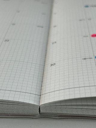 리훈 2023년 아이라이크 모눈 다이어리 미니달력 세트 — 5점을 준 리뷰어가 2022년 12월 올린 사용 사진