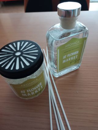 아로니카 센티드 디퓨저 110ml + 비즈방향제 200g SET — 4.5점을 준 리뷰어가 2023년 5월 올린 사용 사진