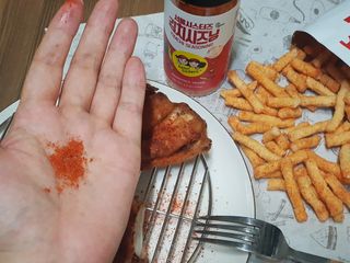 [서울시스터즈] 김치시즈닝 국내 최초 뿌려먹는 김치파우더 100g 1개+ 신제품 김치스낵 90g 2개 — 5점을 준 리뷰어가 2021년 8월 올린 사용 사진