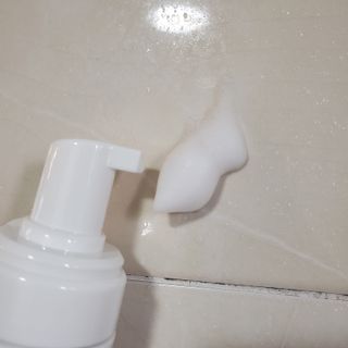 MF프리 [닥터문] 유산균 락토케어 질경초 여성청결제 200ml (폼타입) — 3점을 준 리뷰어가 2022년 7월 올린 사용 사진