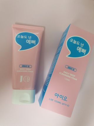 IO 아이오 오늘도 넌 예뻐 - 데일리딥 클렌징폼 — 5점을 준 리뷰어가 2021년 2월 올린 사용 사진