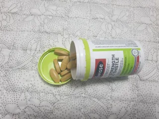 Swisse 스위스 고함량 밀크씨슬 35,000mg 60정 — 5점을 준 리뷰어가 2021년 11월 올린 사용 사진