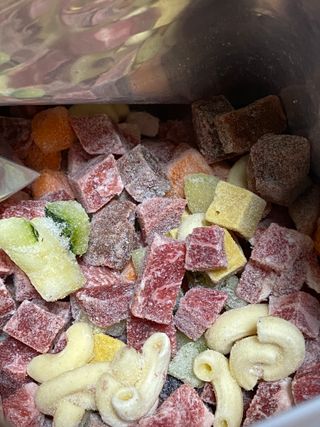 씽크라이크펫 큐브생식 1kg — 5점을 준 리뷰어가 2022년 11월 올린 사용 사진