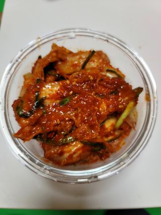 셰프애찬 알배기 겉절이 김치 1kg — 4점을 준 리뷰어가 2022년 9월 올린 사용 사진