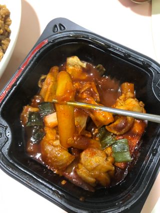 한성기업 무볼레 닭떡볶이+해물떡볶이 2종 세트 — 5점을 준 리뷰어가 2021년 10월 올린 사용 사진