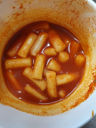 추억의 국민학교 떡볶이 국떡 컵볶이 선물박스 — 4점을 준 리뷰어가 2022년 1월 올린 사용 사진