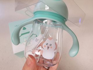 유비맘 트라이탄 코니빨대컵_컬러 랜덤 발송 — 5점을 준 리뷰어가 2020년 12월 올린 사용 사진