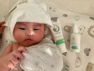 mom e 맘이 내추럴 베이비 케어 크림+바디오일 — 5점을 준 리뷰어가 2021년 1월 올린 사용 사진