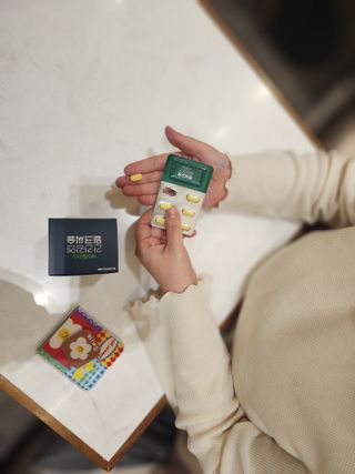 [경남제약헬스케어] 케어플러스 간건강엔 밀크씨슬 500mg 60정/2개월분/비타민B 5종+세레늄 — 5점을 준 리뷰어가 2024년 1월 올린 사용 사진