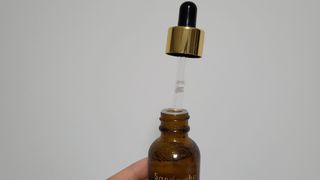 스킨큐어 산다화 비타민c 화이트닝 에센스 30ml — 5점을 준 리뷰어가 2024년 1월 올린 사용 사진